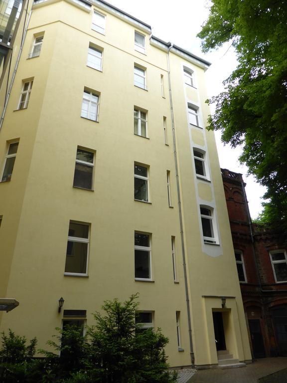Lv Rooms & Apartments Am Luetzowplatz Berlin Exterior photo